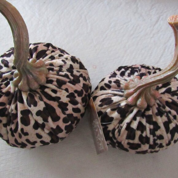 Cheetah Pumpkin's Small & Mini Velour Decorative Halloween Thanksgiving 2 PC - Picture 1 of 6